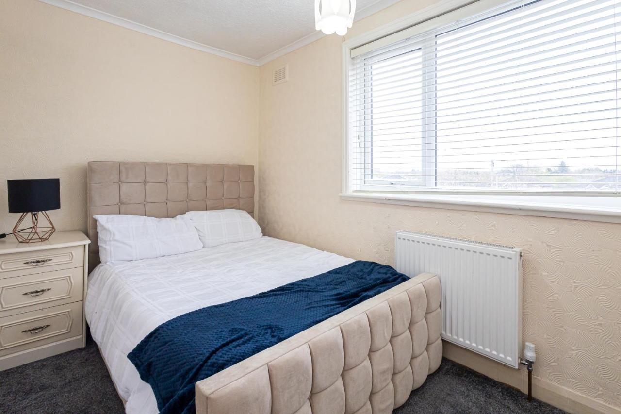 M9 Guest House Манчестер Экстерьер фото