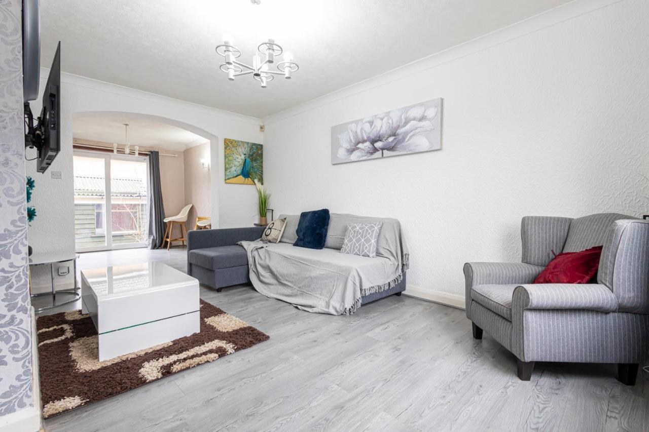 M9 Guest House Манчестер Экстерьер фото